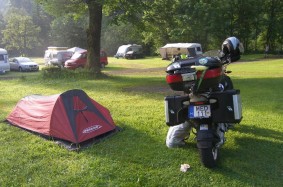 Sátras motoros túra - 2010 (Alpok: 5 nap, 2850 km, kanyar kanyar hátán)